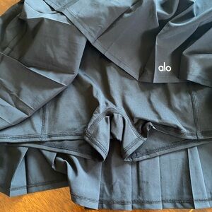 Alo varsity pleated skirt